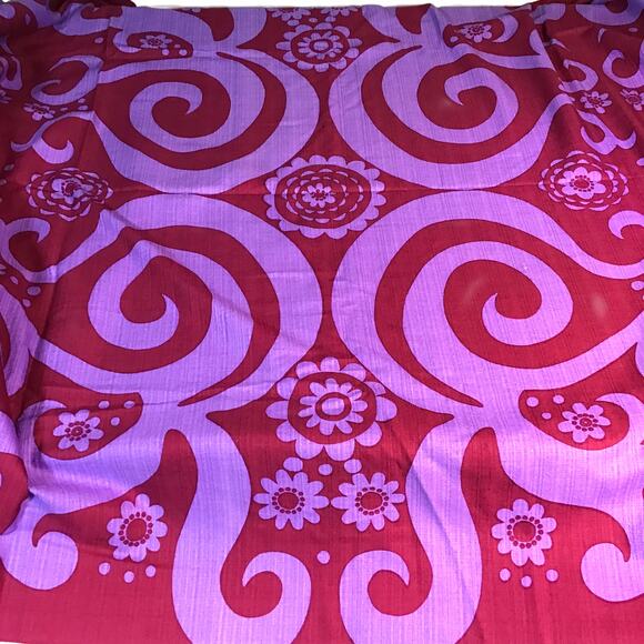 Vintage THC Hawaiian Textiles Rayon Crepe Fabric 10638 Royal Purple Swirl Floral - Picture 1 of 4